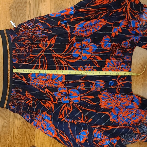 Desigual New Women's Black and Red Floral Prints Viscose Hanky Hem Skirt (Sz M) - Picture 11 of 12